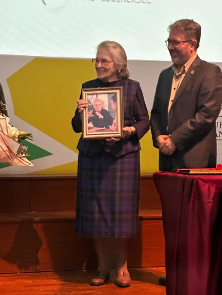 DR. F. İNCİ AYAN BİROL ÖĞRENCİLERİMİZLE BULUŞTU.